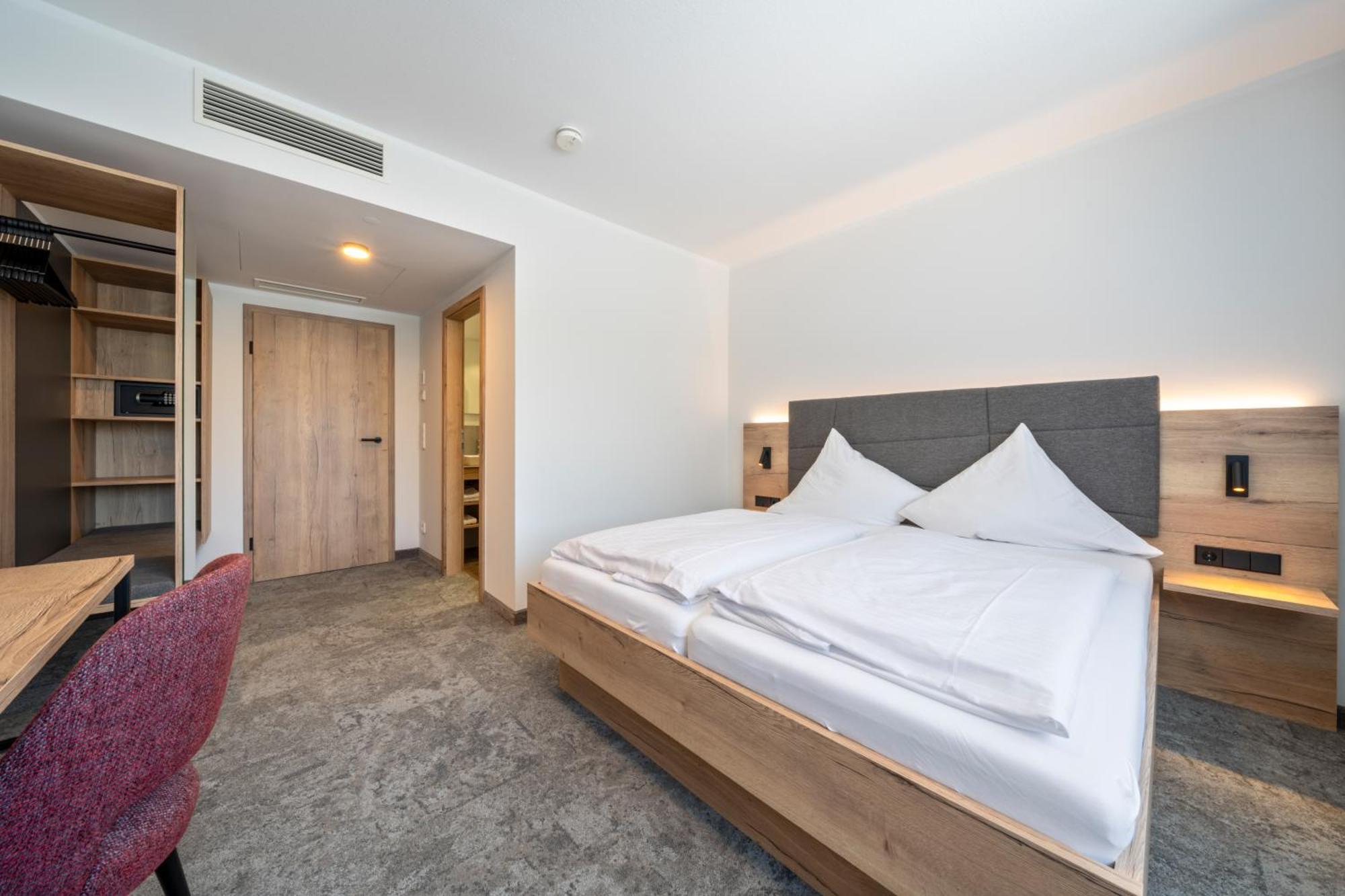 Koepfers Steinbuck Hotel Bischoffingen ภายนอก รูปภาพ